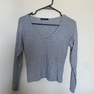 Brandy Melville gray v-neck long sleeve